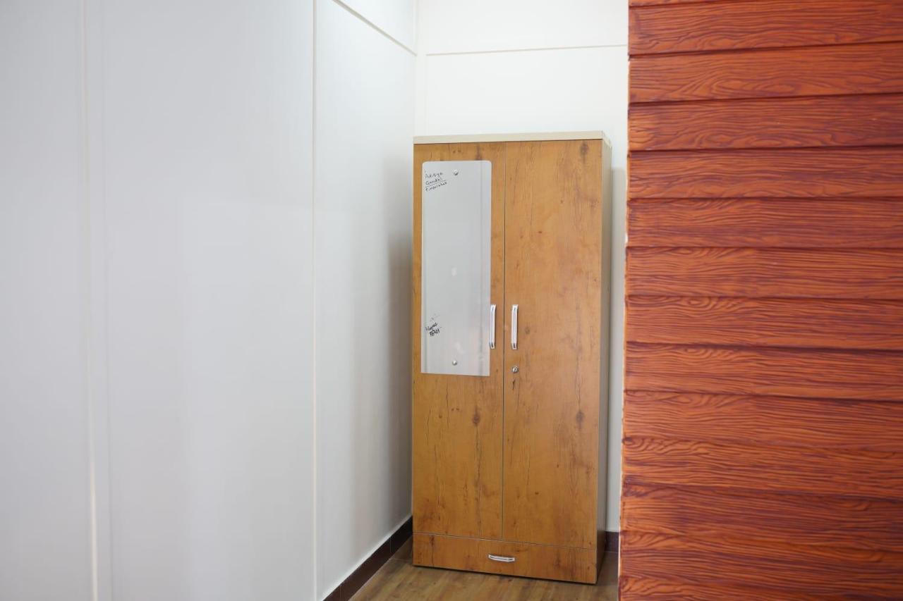 The Mango Leaf Homestay アリバグ エクステリア 写真